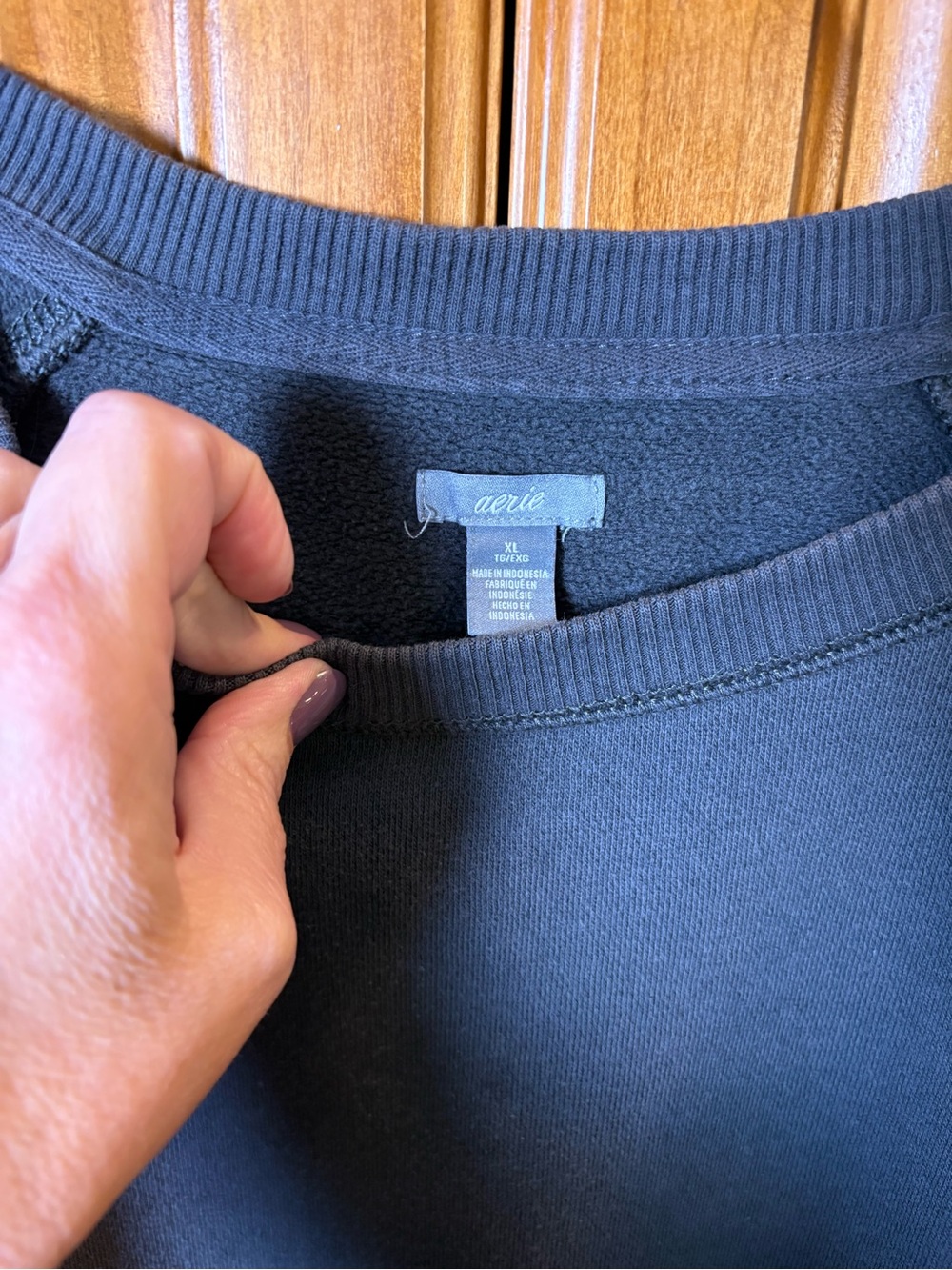 aerie Charcoal Gray Women’s Crewneck Sweatshirt